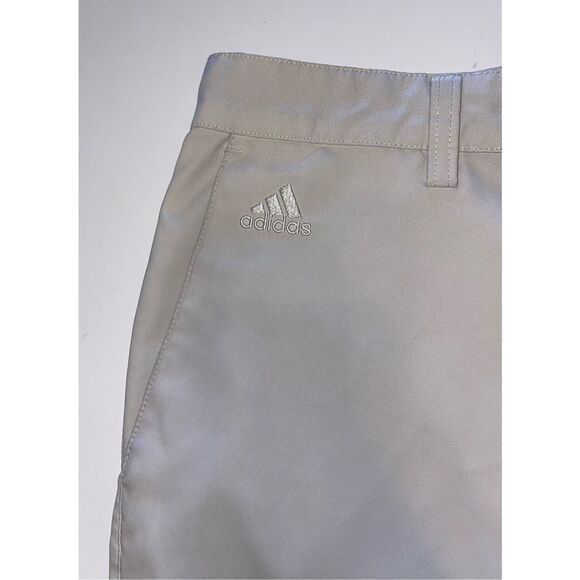 Adidas Shorts Mens 32 Tan Khaki Climalite Golf Bermuda Flat Front Casual Bottoms - Picture 2 of 7